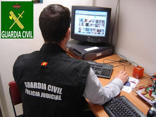 La Guardia Civil ha detenido a un hombre por un delito continuado de estafa