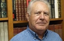Políticos del perfil devaluado