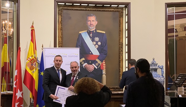 El abogado de Tribaldos, Pedro Albares Castejón, vuelve a recibir un nuevo Premio Europeo por la excelencia y la Calidad en sus servicios jurídicos.