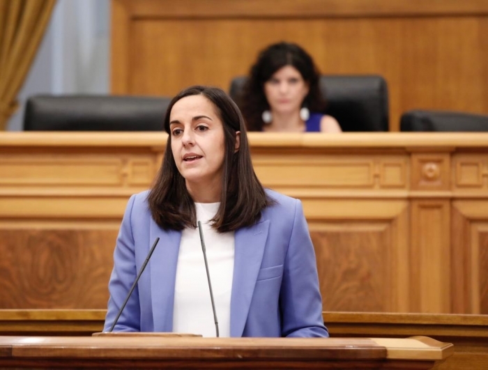 Roldán pregunta a la Junta cuando va a mejorar la carretera entre Los Hinojosos y Fuentelespino de Haro, pendiente desde 2015