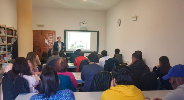 21 personas se formaron en Huete en desfibrilación automática externa