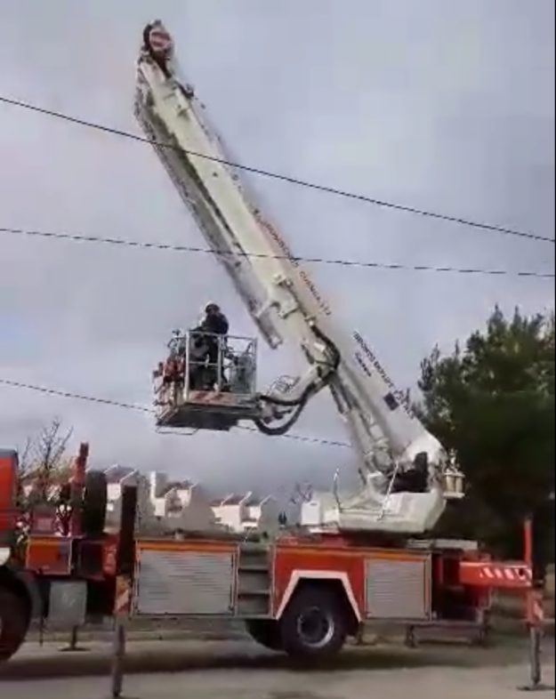 El temporal de viento y lluvia de este fin de semana ha causado diversos desperfectos en el casco urbano de Tarancón