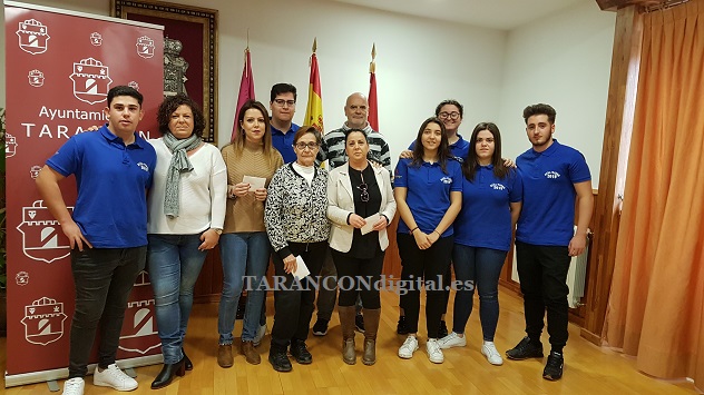 La Peña Mayor 2019 «Las Pilis» entrega el dinero recaudado en la rifa de las pasadas fiestas patronales a las Asociaciones Asistenciales de Tarancón