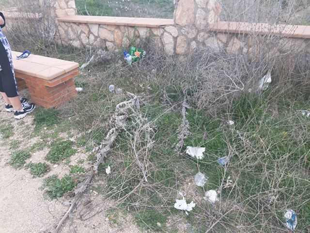 Unas imágenes llegadas a nuestra redacción señalan el deplorable aspecto del Parque del Punto Limpio en Tarancón y sus alrededores