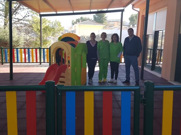 Nuevo patio de juegos en la Escuela Infantil de Huete