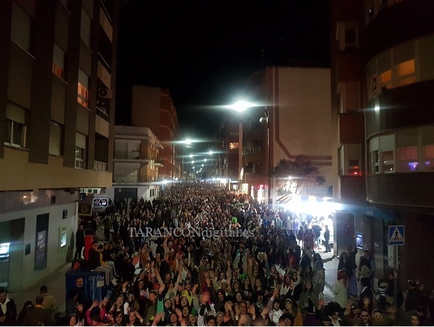 La fiesta «Ye-Yé» protagoniza un año más el carnaval de Tarancón