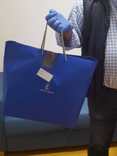Tarancón ha recibido esta mañana un nuevo envío de material de protección desde la Junta y la Diputación para la residencia de ancianos y viviendas de mayores