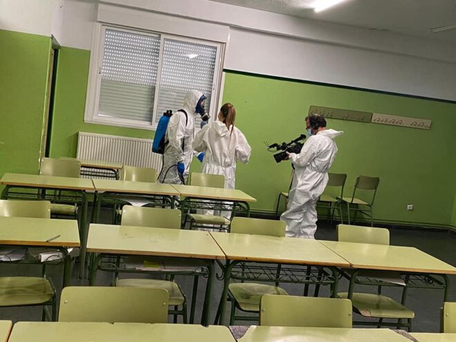 El IES La Hontanilla de Tarancón se prepara para las pruebas de acceso a la Universidad y esta mañana se ha procedido a la desinfección del centro