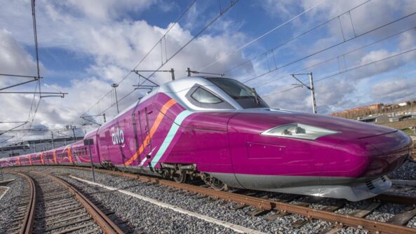 La Federación Castellano Manchega de Amigos del Ferrocarril califica de dislate el «proyecto de movilidad alternativa» propuesto por Ceoe-Cepyme Cuenca en la línea Aranjuez a Valencia