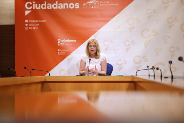 Picazo (Cs), sobre el inicio del próximo curso escolar: “Se pasan la pelota unos a otros y las familias están preocupadas”