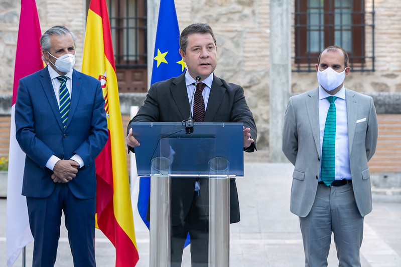 García-Page avanza un nuevo decreto de ayudas para favorecer la conciliación familiar y laboral en el contexto de la pandemia