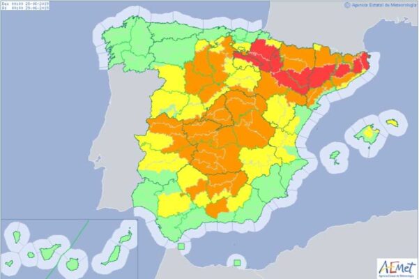 Protección Civil y Emergencias mantiene la alerta por altas temperaturas y riesgo de incendios prácticamente en toda la península y Baleares