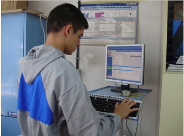 El Alumno de Tarancón Carlos Denche Crespo ha conseguido la medalla de plata en el perfil de Pintura del Concurso Jóvenes Técnicos en Automoción
