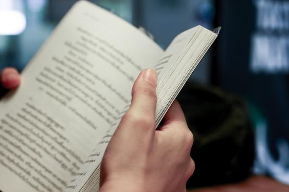 La Junta ofrece 30 recomendaciones literarias a todos los públicos “para continuar con el hábito lector durante este verano”