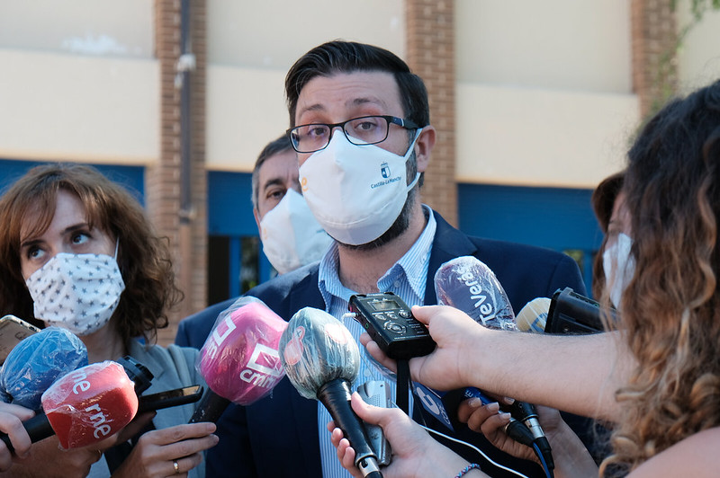 La Junta destina 4,5 millones de euros para dotar a los centros educativos del material necesario para afrontar el inicio de curso seguro