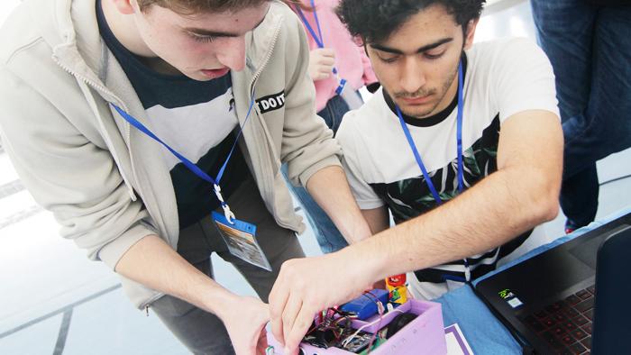 Un total de 205 centros educativos de la región participarán el próximo curso en los proyectos STEAM, 75 más que en el curso pasado