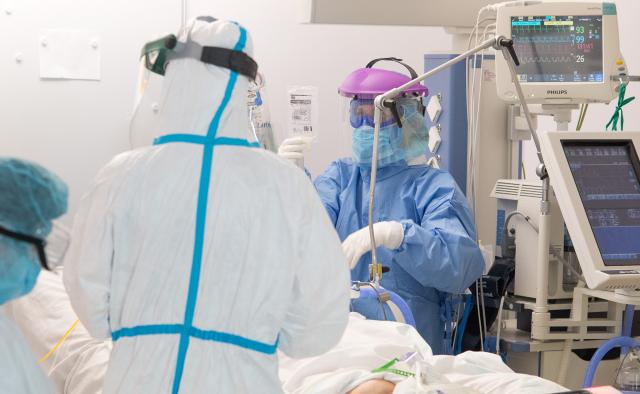La provincia de Cuenca registra hoy 22 nuevos casos de infección por Covid-19, 9 pacientes continúan ingresados en cama convencional y 2 en cuidados intensivos