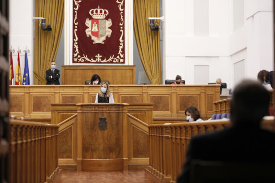 Aprobadas dos proposiciones no de ley en apoyo a la cuchillería de Albacete y para la revitalización de la comarca de Almadén