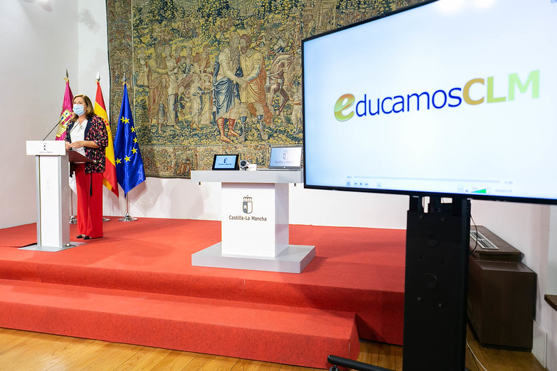 ‘EducamosCLM’ mejorará la comunicación entre docentes, alumnado y familias y favorecerá la enseñanza tanto online como presencial