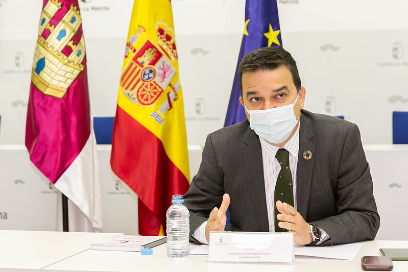 Menos existencias y un aumento en las exportaciones serán el punto de partida para la campaña del aceite, donde se prevén 120.000 toneladas en la región