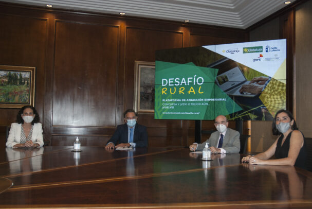 Globalcaja HXXII y Fundación PwC promueven la implantación de empresas en el ámbito rural
