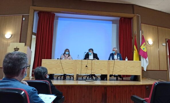 El Gobierno regional agradece “el papel fundamental” de los profesionales de los servicios sociales en la atención a los afectados por la crisis de la COVID-19