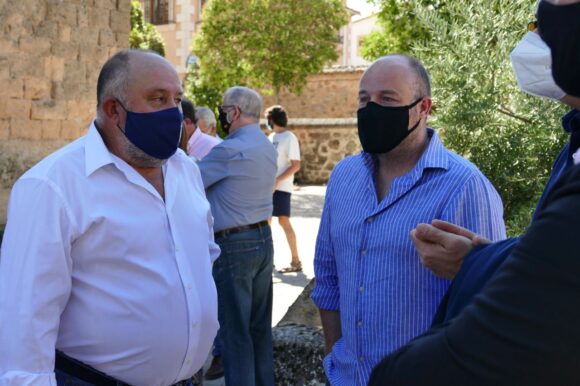 Ciudadanos ha asistido al homenaje por las víctimas de la Covid-19 en Valdeolivas