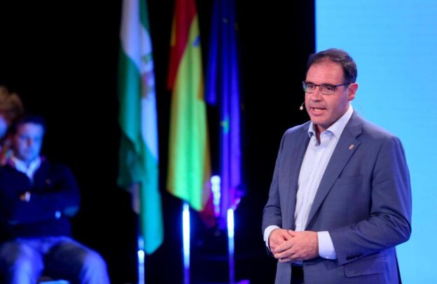 Prieto exige a la Junta que informe del número de profesores positivos por COVID y de la incidencia del virus en los pueblos