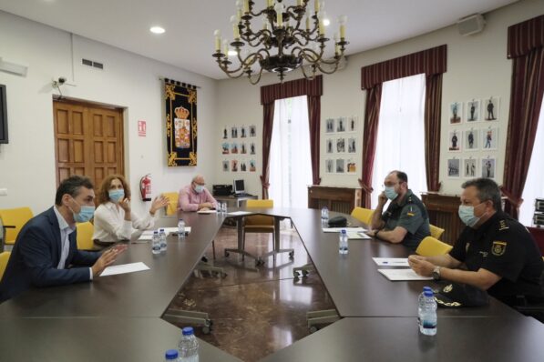 Tierraseca analiza con Policía Nacional y Guardia Civil el dispositivo de refuerzo para la campaña de la vendimia en Ciudad Real