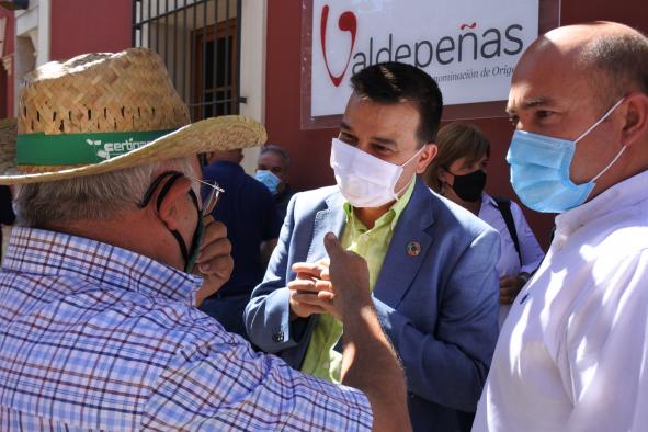Acuerdo en el seno de la Junta Directiva de la Denominación de Origen Valdepeñas, la más antigua en vino de Castilla-La Mancha