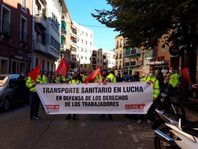 El comité de empresa de la UTE Ambulancias Cuenca interpela directamente a la delegada provincial de Sanidad y le piden que intervenga para resolver el conflicto o que dimita