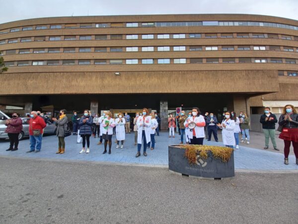 Concentraciones sindicales en hospitales y centros de salud de CLM para reclamar más inversión, más profesionales y más medios para la Sanidad Pública