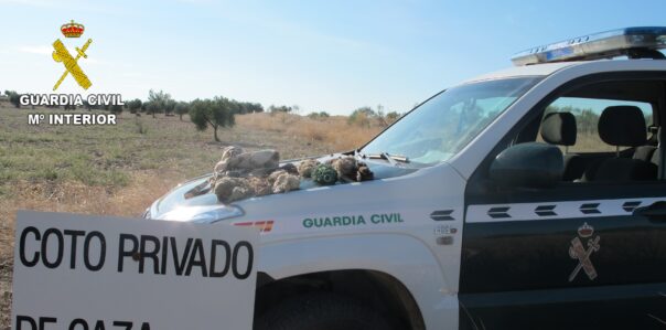 La Guardia Civil ha investigado a tres hombres que estaban cazando de forma ilegal en Los Yébenes