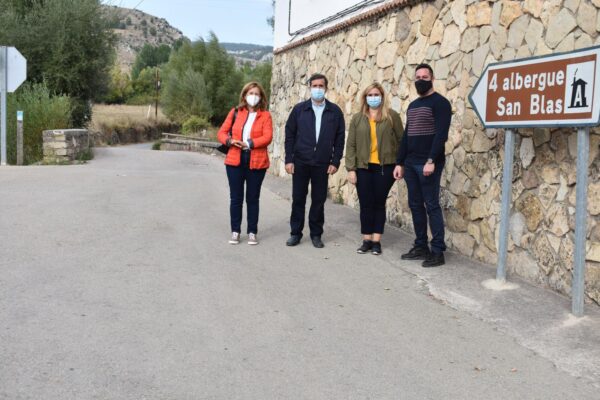 El Gobierno regional y el Ayuntamiento de Tragacete acometerán el arreglo del camino entre el municipio y el Albergue de San Blas