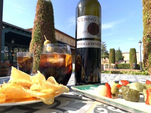 El complejo enoturístico Finca la Estacada de Tarancón presenta su nueva propuesta tras el verano, el vermú de Finca la Estacada