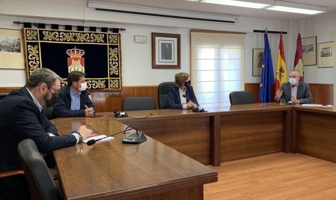 El Gobierno regional invita a la Asociación de Municipios Ribereños de Entrepeñas y Buendía a participar en su Estrategia contra la despoblación