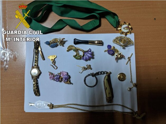 La Guardia Civil y la Policía Local sorprenden y detienen a un hombre que estaba robando en una vivienda de Torrijos