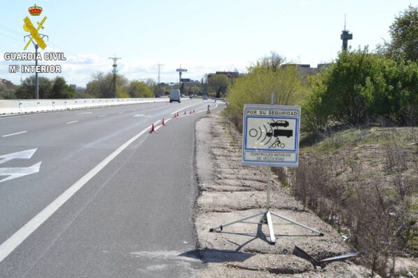 La Guardia Civil investiga al conductor de un turismo por circular a 212 km/h