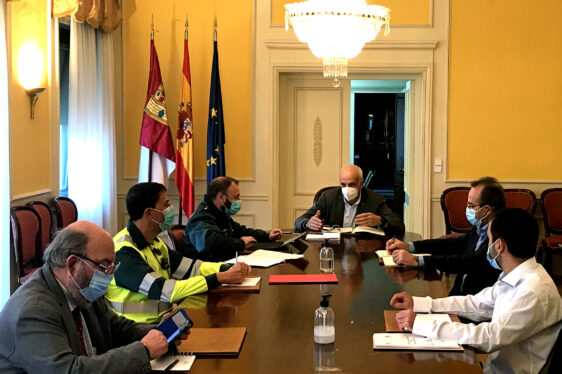 El subdelegado del Gobierno, Juan Rodríguez, presenta el Plan de Vialidad Invernal 2020/21 para la provincia de Cuenca