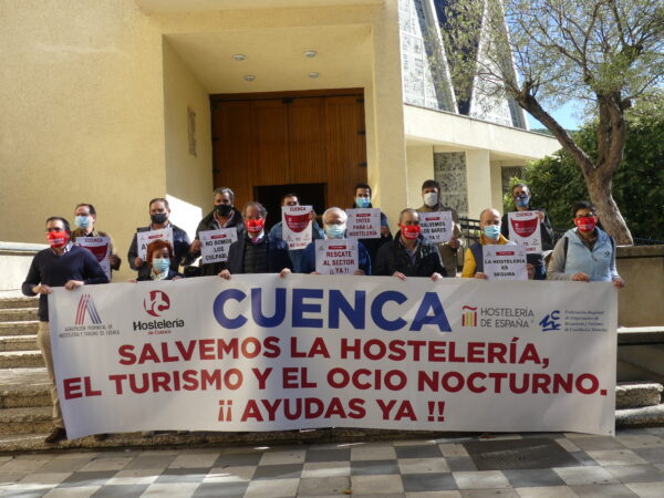El sector hostelero de Cuenca ciudad muestra su total desacuerdo con el cierre y exige ayuda en esta situación