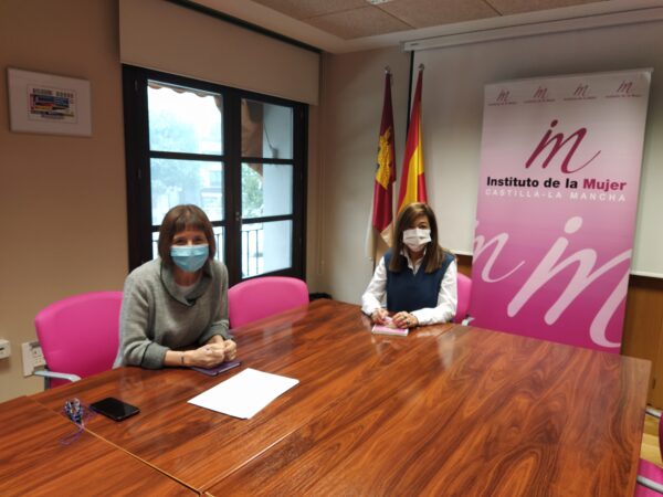 Consuelo García valora la estrecha colaboración entre la Unidad de Coordinación contra la Violencia sobre la Mujer de Castilla-La Mancha y el Instituto de la Mujer de Castilla-La Mancha