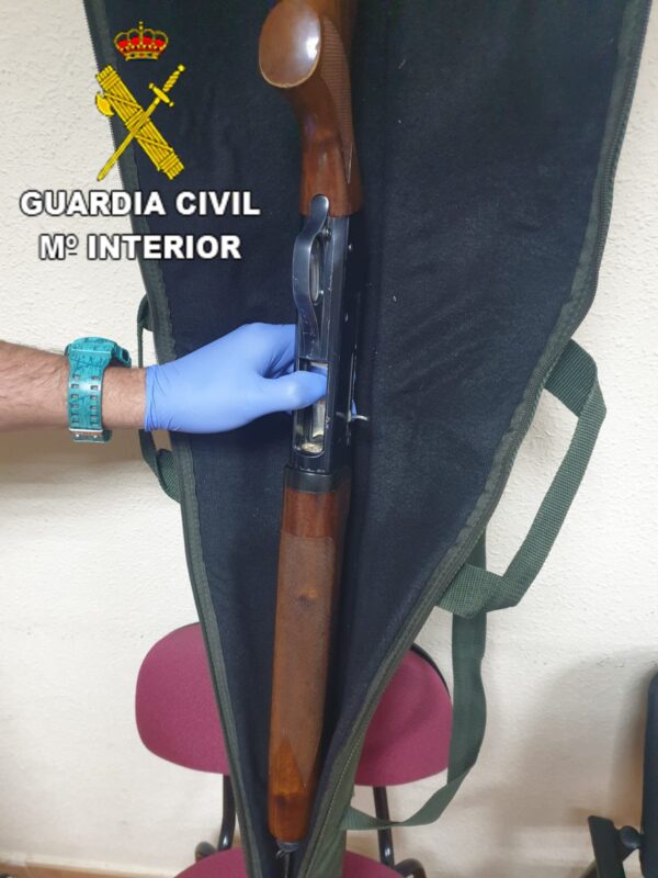 La Guardia Civil ha detenido a tres personas por 14 delitos cometidos en la comarca de Torrijos