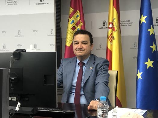 Castilla-La Mancha vincula su futuro agrario al relevo generacional, la presencia de la mujer, la profesionalización y la integración comercial