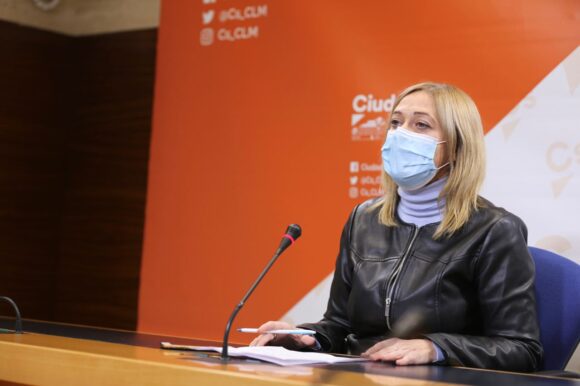 Picazo insta a García-Page a negociar las ‘líneas naranjas’ de Ciudadanos: “O escucha a la oposición o pasa el rodillo”