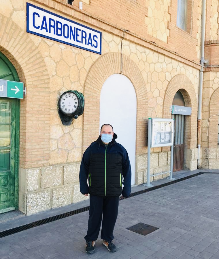 Carboneras aprueba una moción por unanimidad pidiendo al Gobierno de España inversiones en el tren y a Adif que restablezca la conexión con Valencia