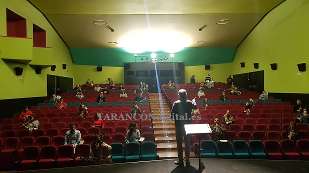 La Banda de Música de Tarancón realiza un concierto inédito de Navidad en el Auditorio Municipal
