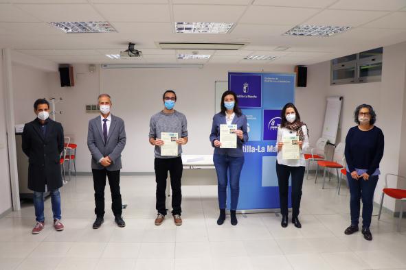 Un estudio sobre la incidencia de COVID-19 en pacientes en tratamiento crónico con hidroxicloroquina obtiene el primer galardón en los XVII Premios de Investigación en Atención Primaria de Toledo