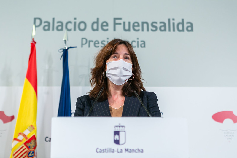 Castilla-La Mancha habrá vacunado contra la COVID a más de 20.000 profesionales de la Sanidad a finales de esta semana