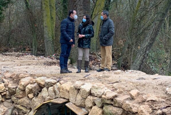 La Diputación de Cuenca invierte 50.000 euros en restaurar el puente romano ‘Los baños’ enclavado en Saelices
