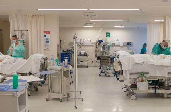 El Covid-19 deja 2 fallecidos en la provincia de Cuenca y 252 nuevos contagios en esta jornada, aumenta el número de ingresados a 102 y 4 en cuidados intensivos